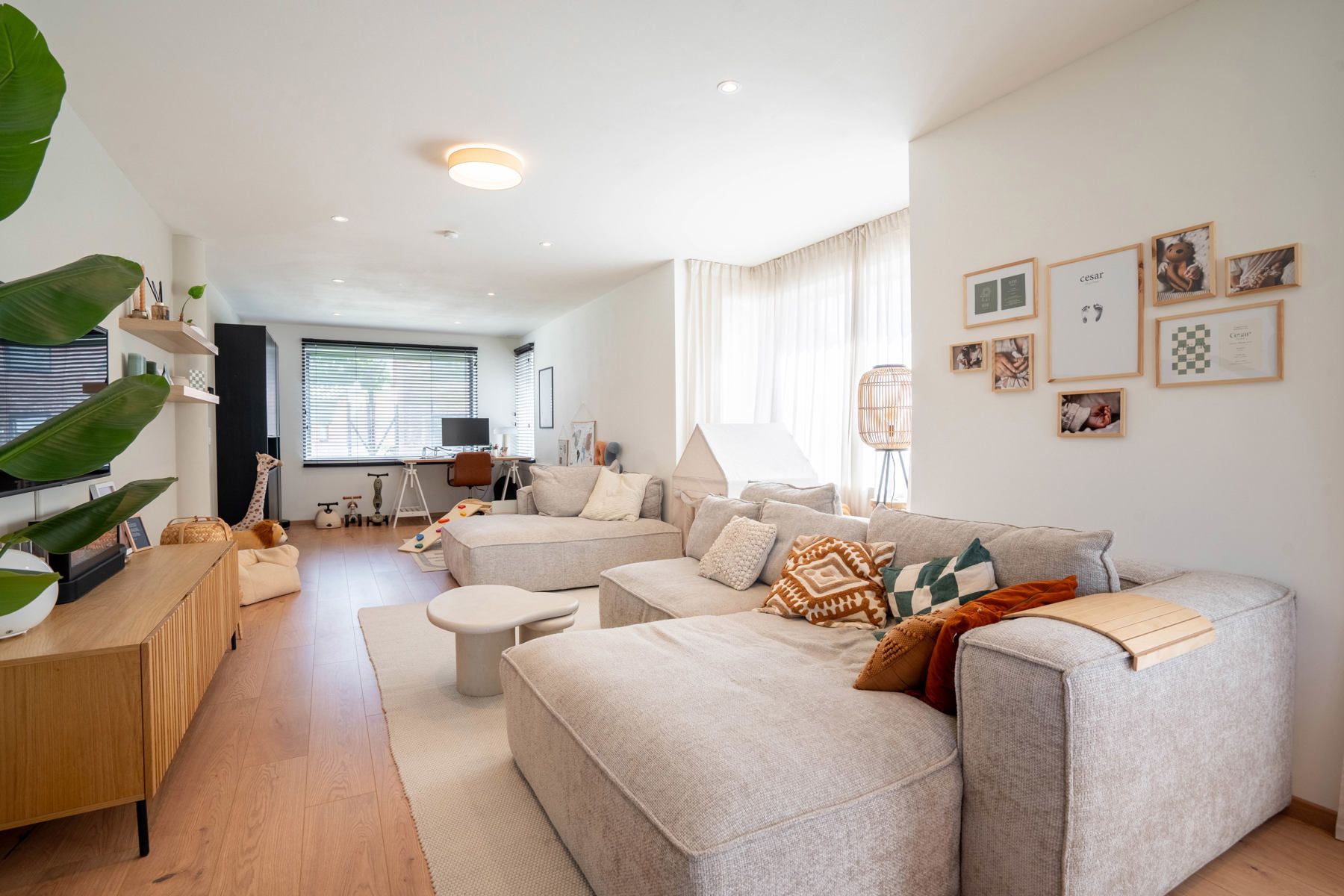 Prachtig gerenoveerde woning in Heist-op-den-Berg/Itegem te koop! foto {{pictureIndex}}