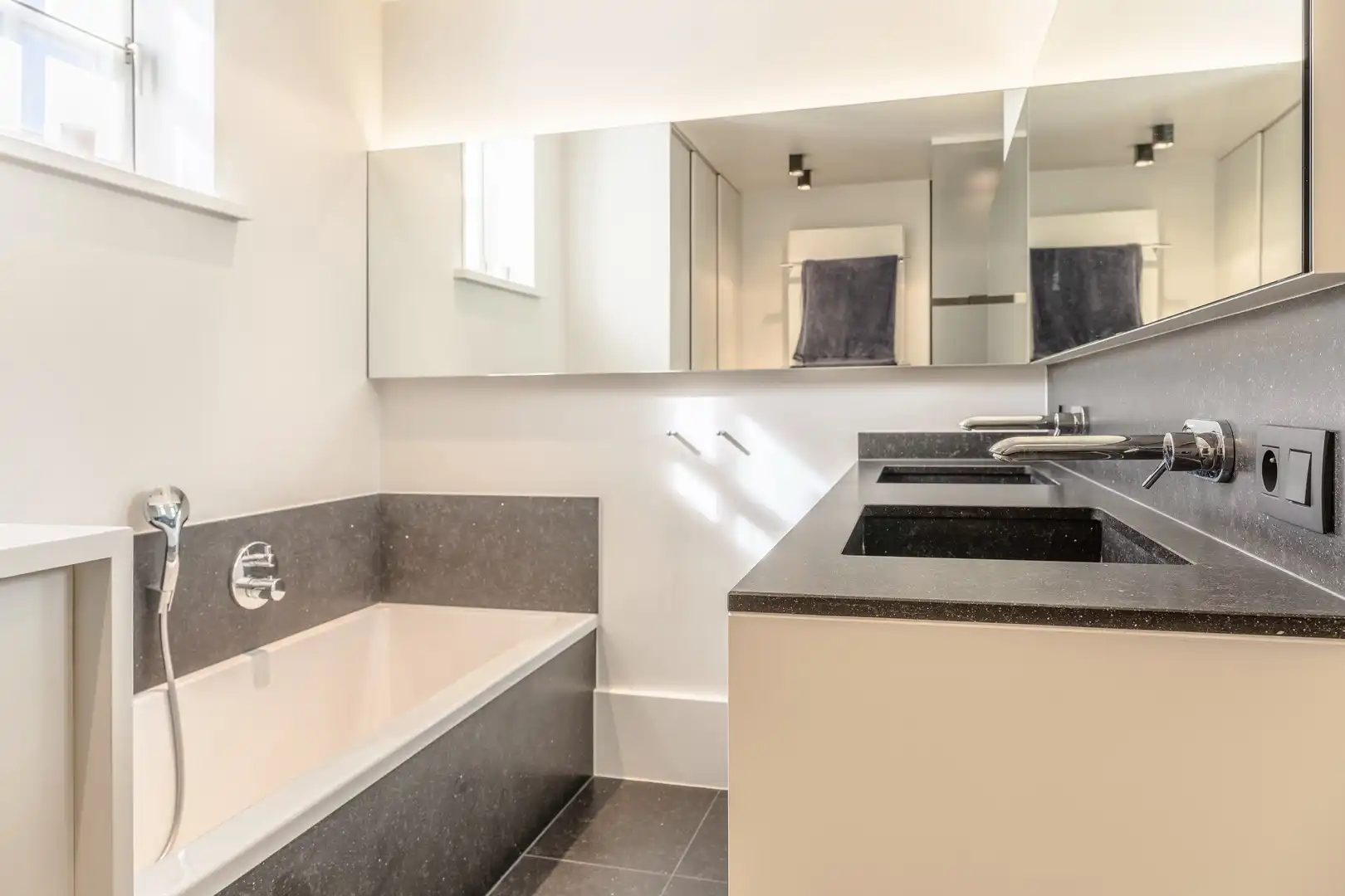 Prachtige instapklare woning met diverse invullingsmogelijkheden! foto 14