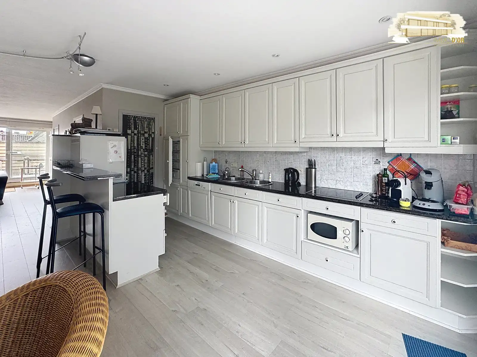 Seizoensverhuur 2 - 8 pers met zeezicht/Z-terras à 295 Eur/d foto 6