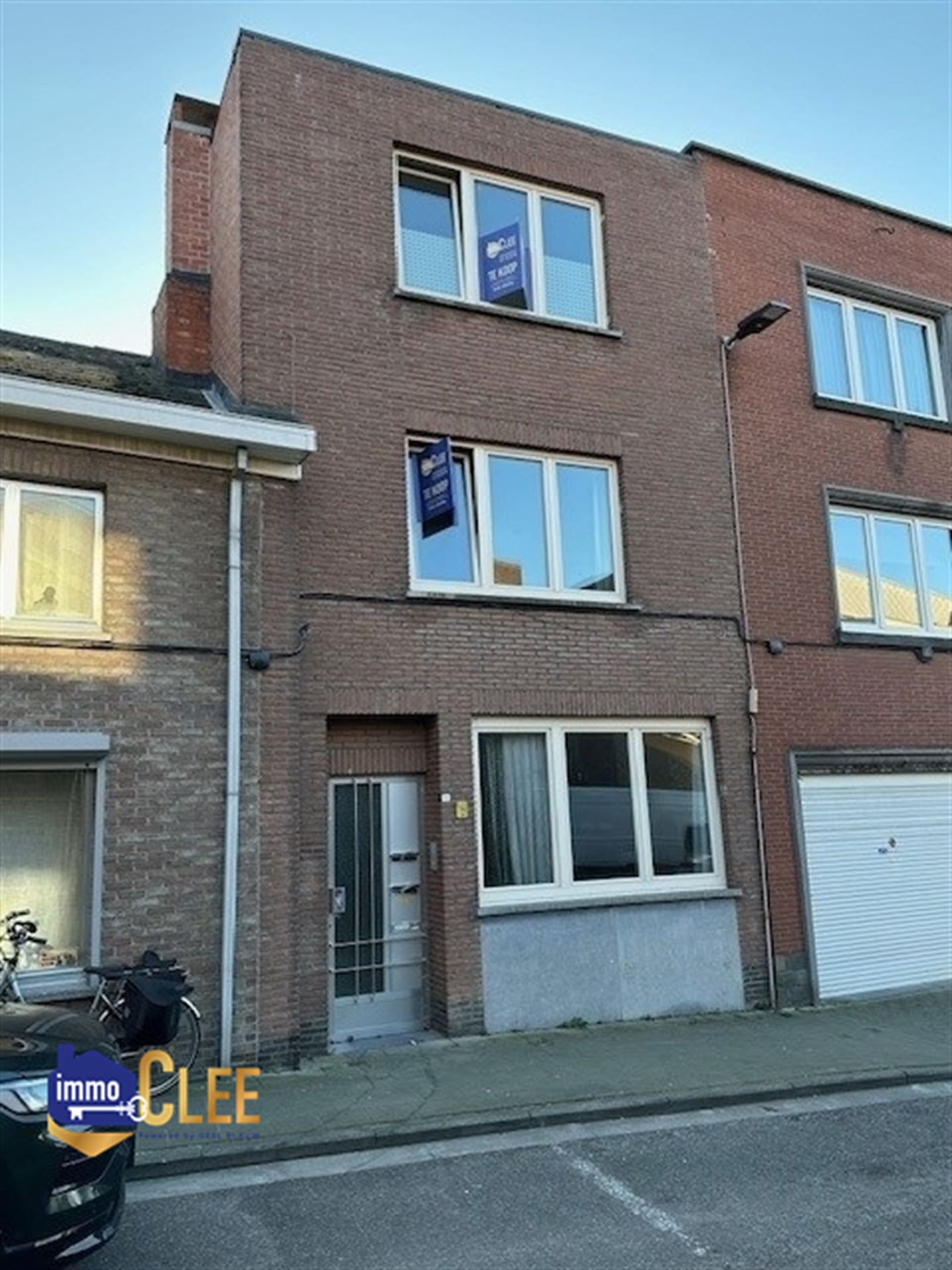 Appartementsgebouw met 3 appartement in het centrum van Sint-Truiden foto 2