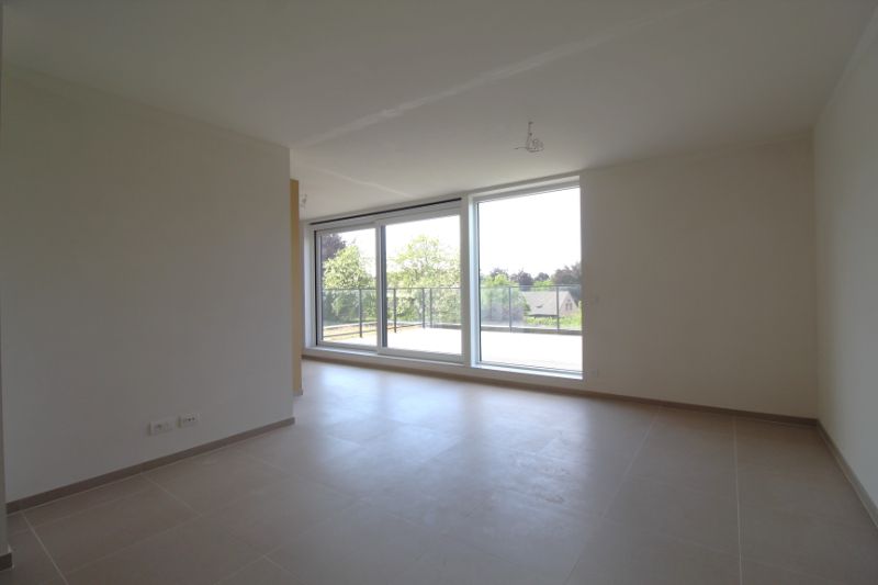 Modern en lichtrijk appartement in Tielt foto 2