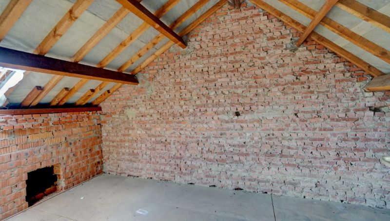Te renoveren woning in het centrum op 6 are 87 ca foto 12