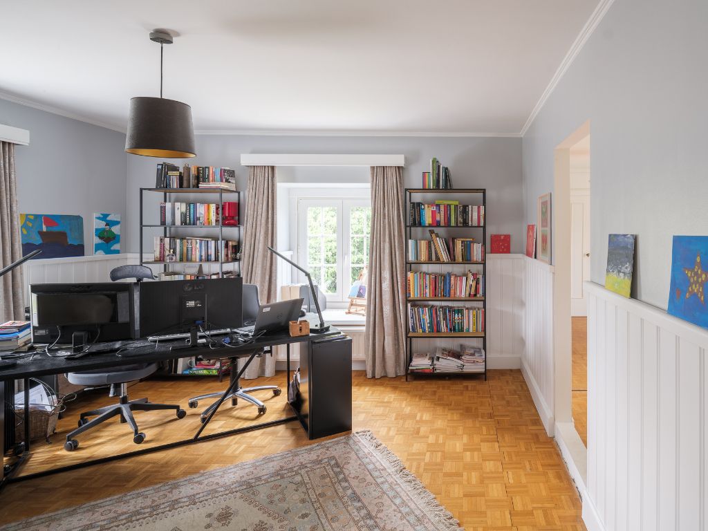 Charmante Franse villa met 3 slaapkamers op een zuidgericht perceel (1.160 m²) in een residentiële wijk te Mariakerke. foto 17