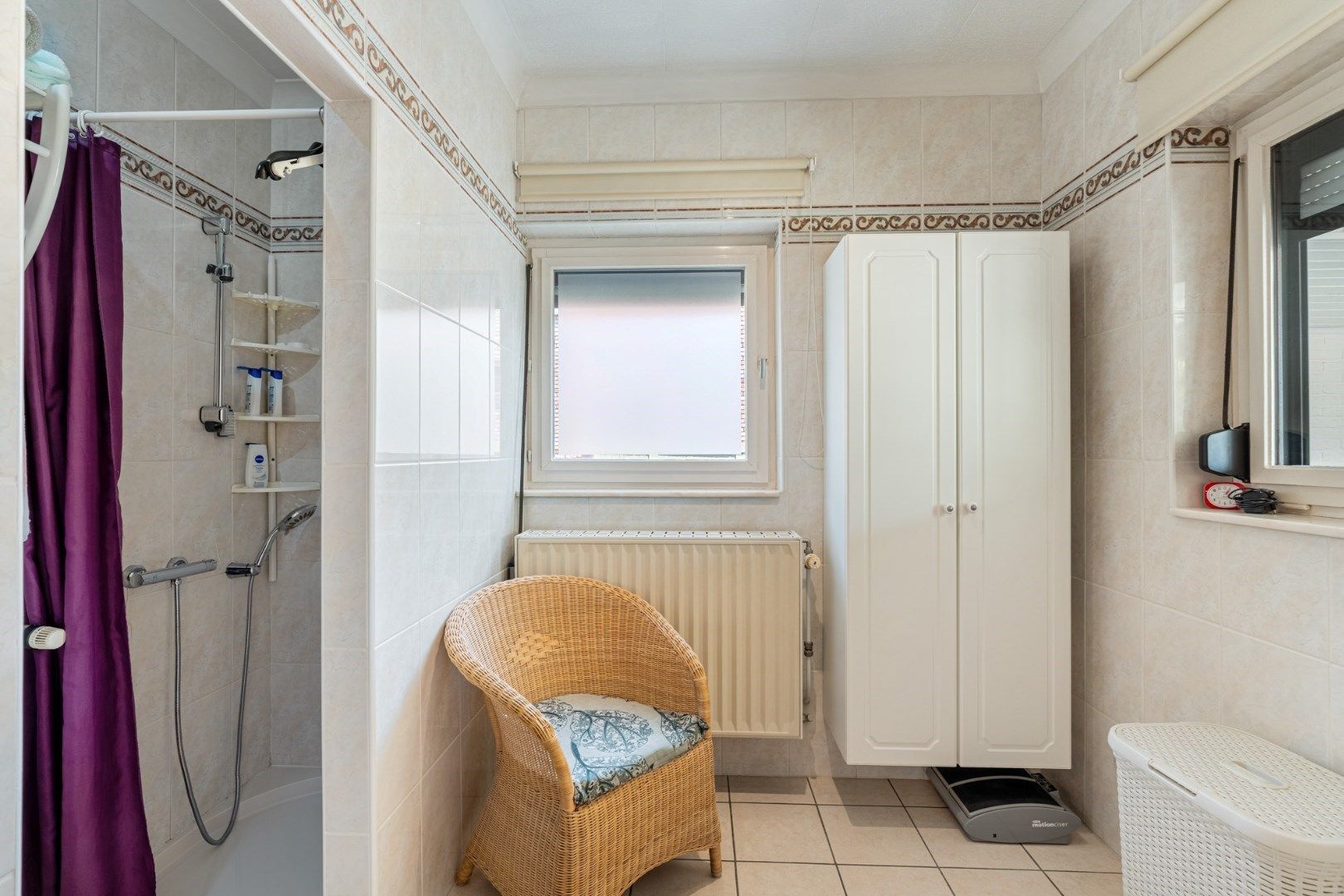 IN OPTIE - Verzorgde vrijstaande woning met mooie tuin op 11a 58ca, op enkele minuutjes van het centrum  foto 10