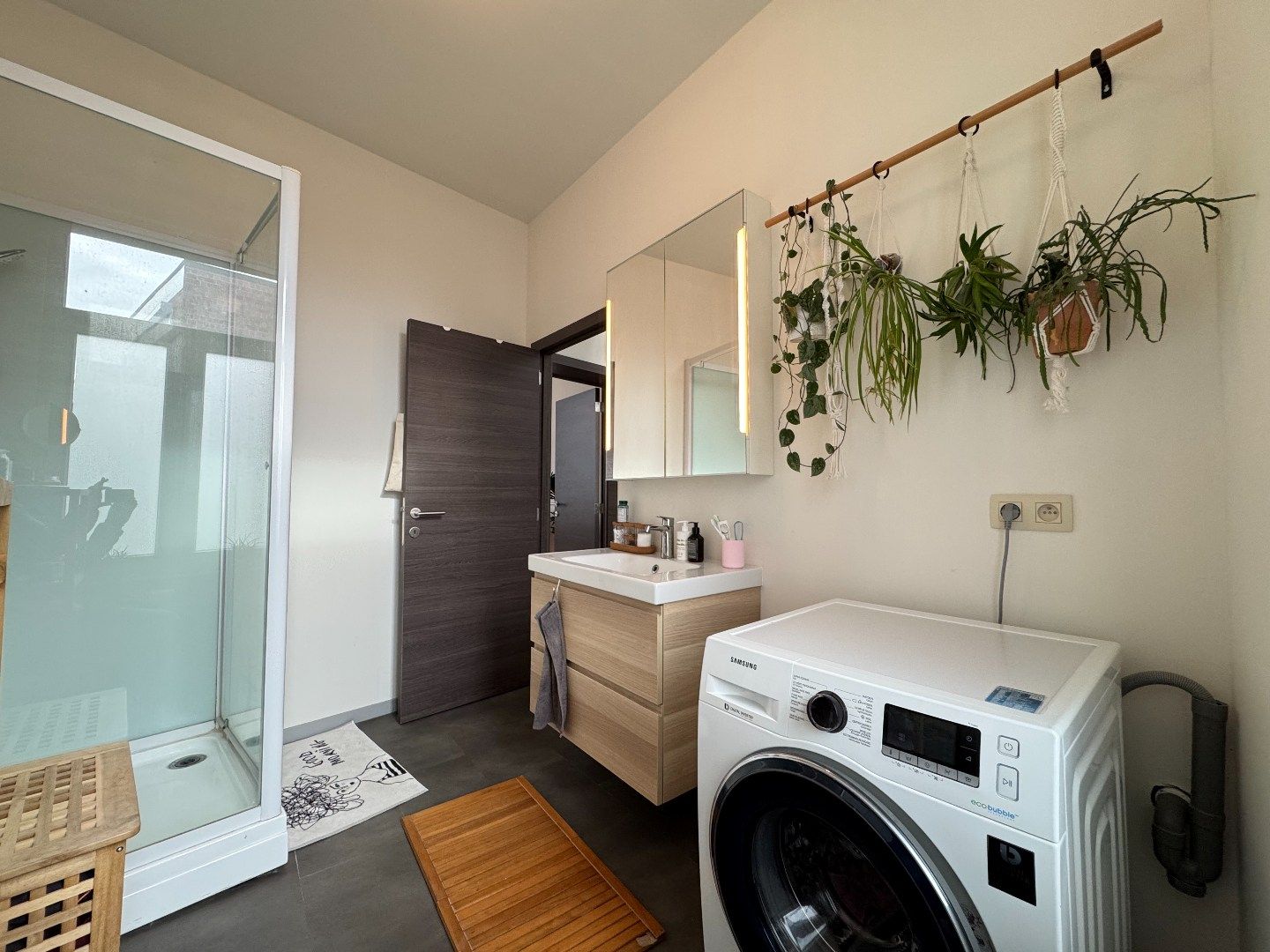 Instapklaar handelshuis op toplocatie in Vilvoorde foto 12