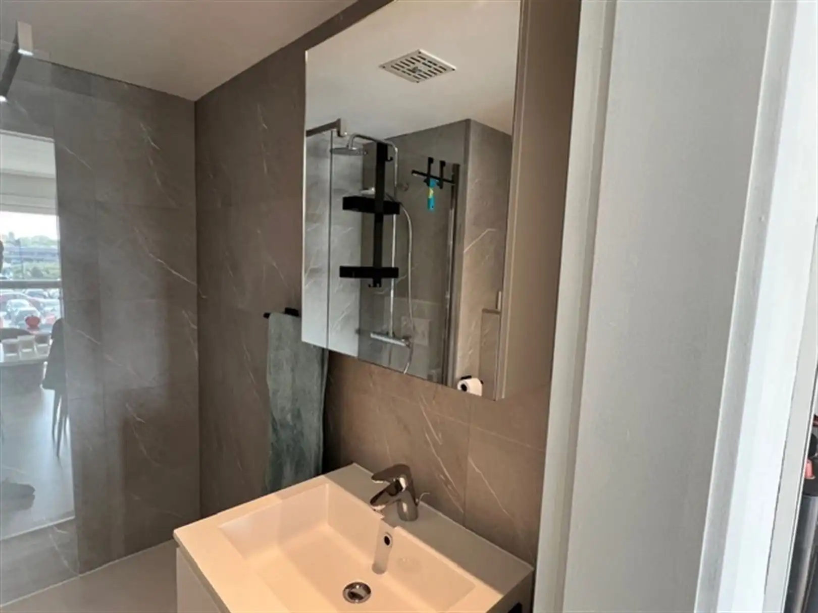 compleet vernieuwde studio op topligging foto 9