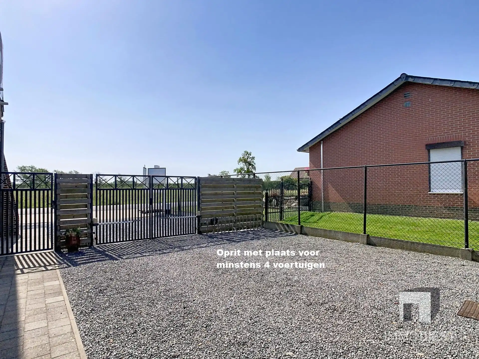 Volledig gerenoveerde halfopen woning +  EPC A foto 29