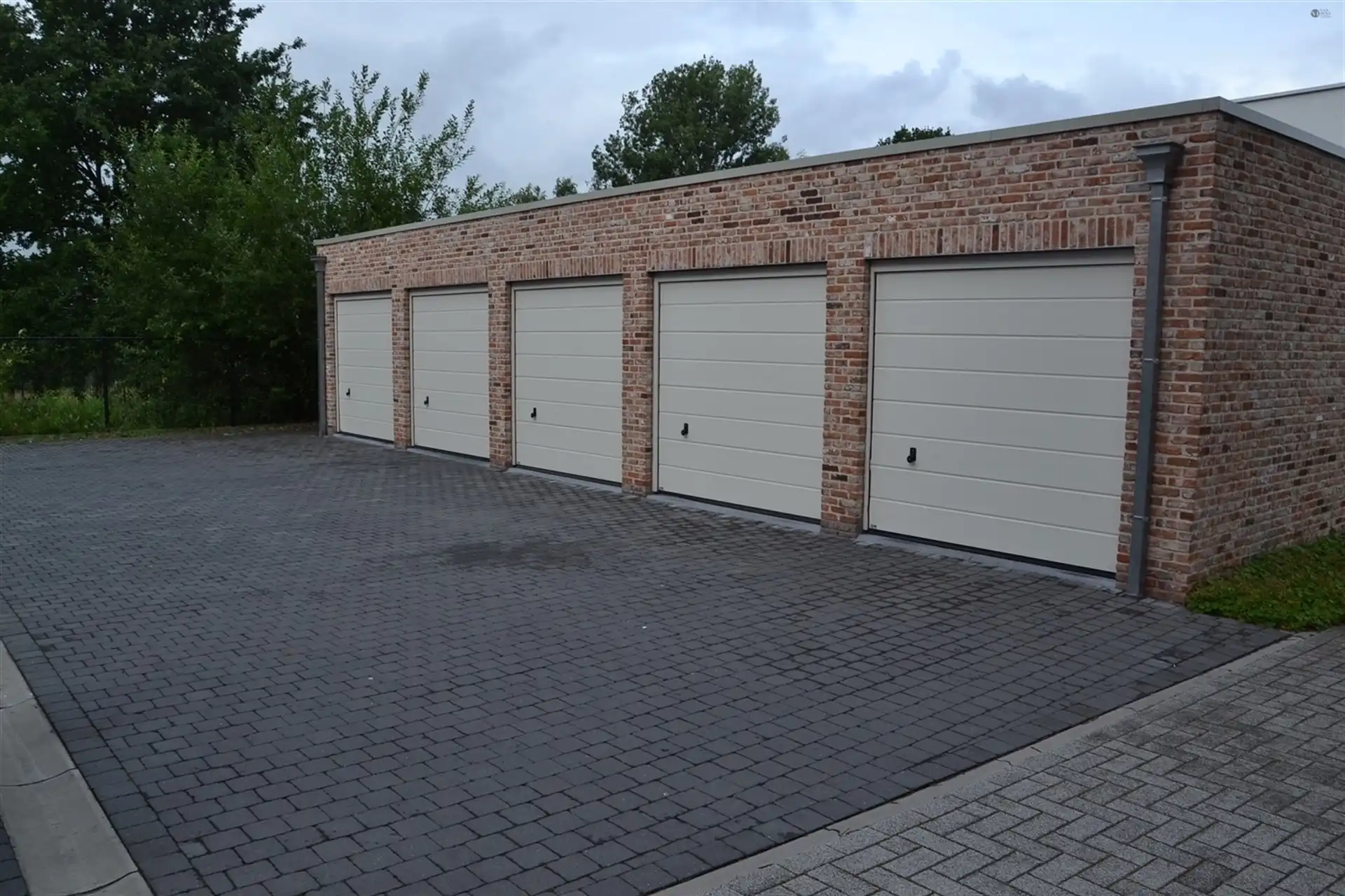 Top gelegen appartement te Stekene foto 21