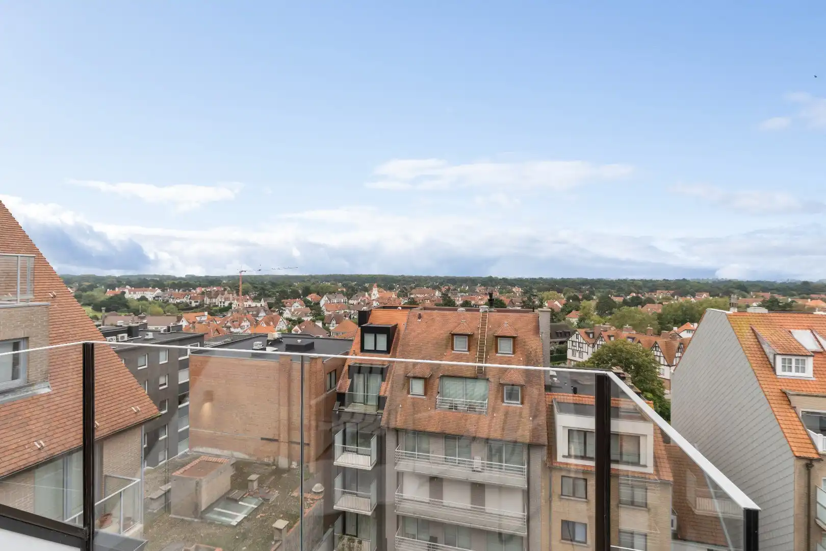 Milenka - Duplex-penthouse 8e + 9e verdieping – Iconisch wonen boven Het Zoute foto 17