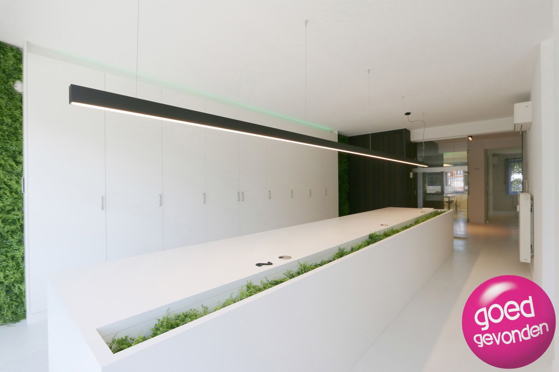 PLUG-IN modern kantoor + veel passage foto 16