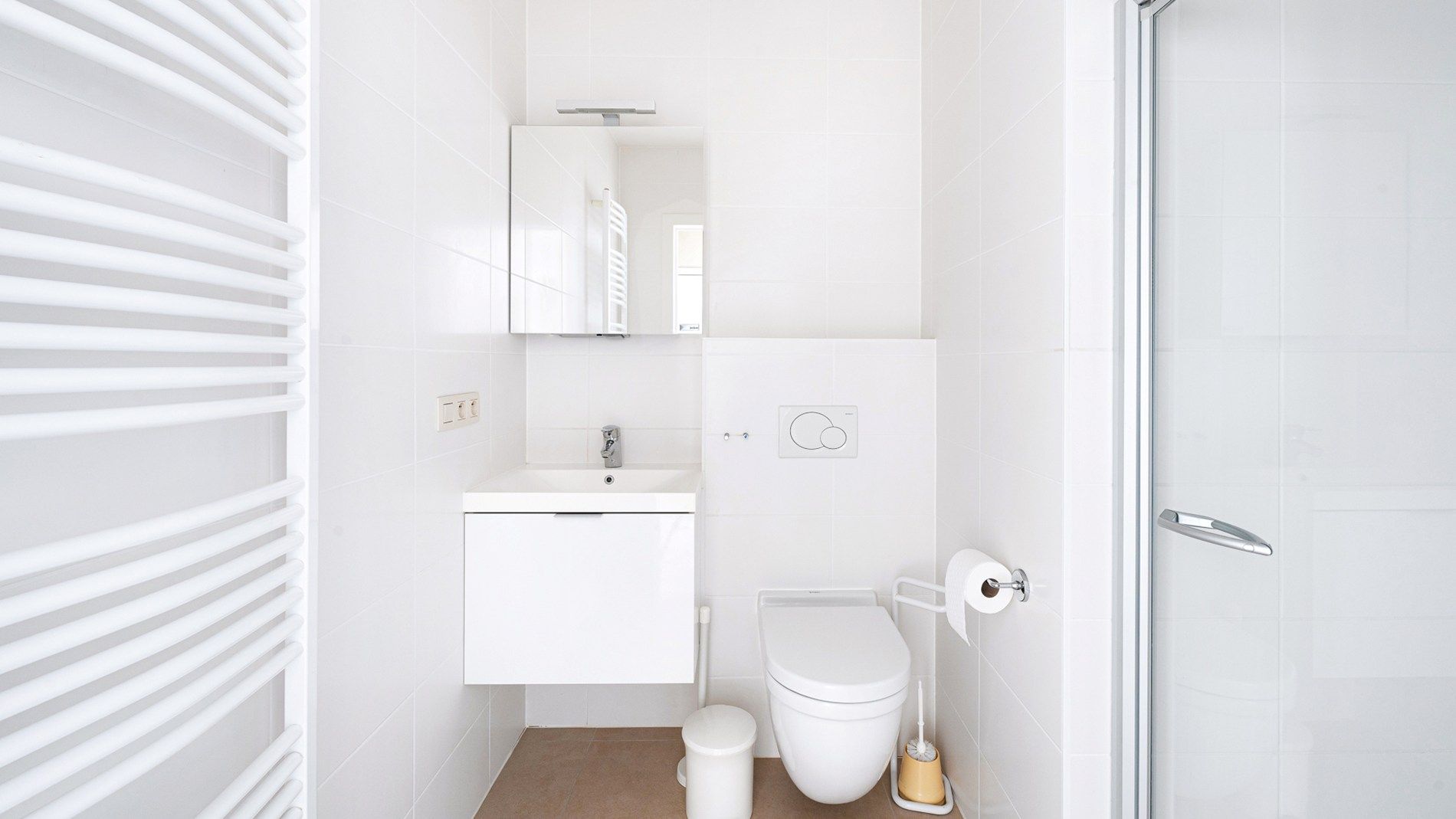 Ruim appartement (100m²) met zongericht terras foto 14