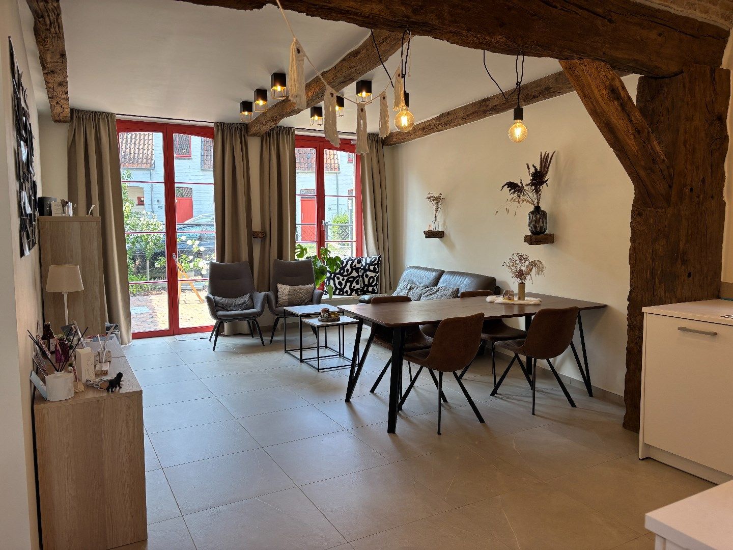Gezellige woning met 2 slaapkamers in hartje Brugge foto 4