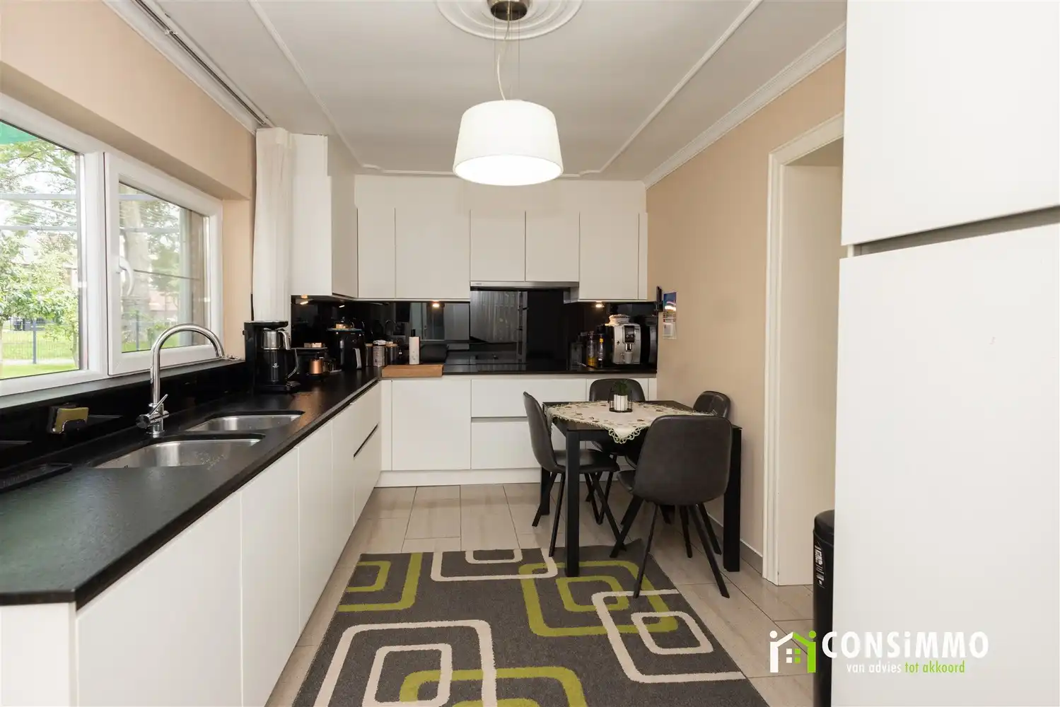 Gerenoveerde mijnwoning in de tuinwijk van Waterschei foto 10