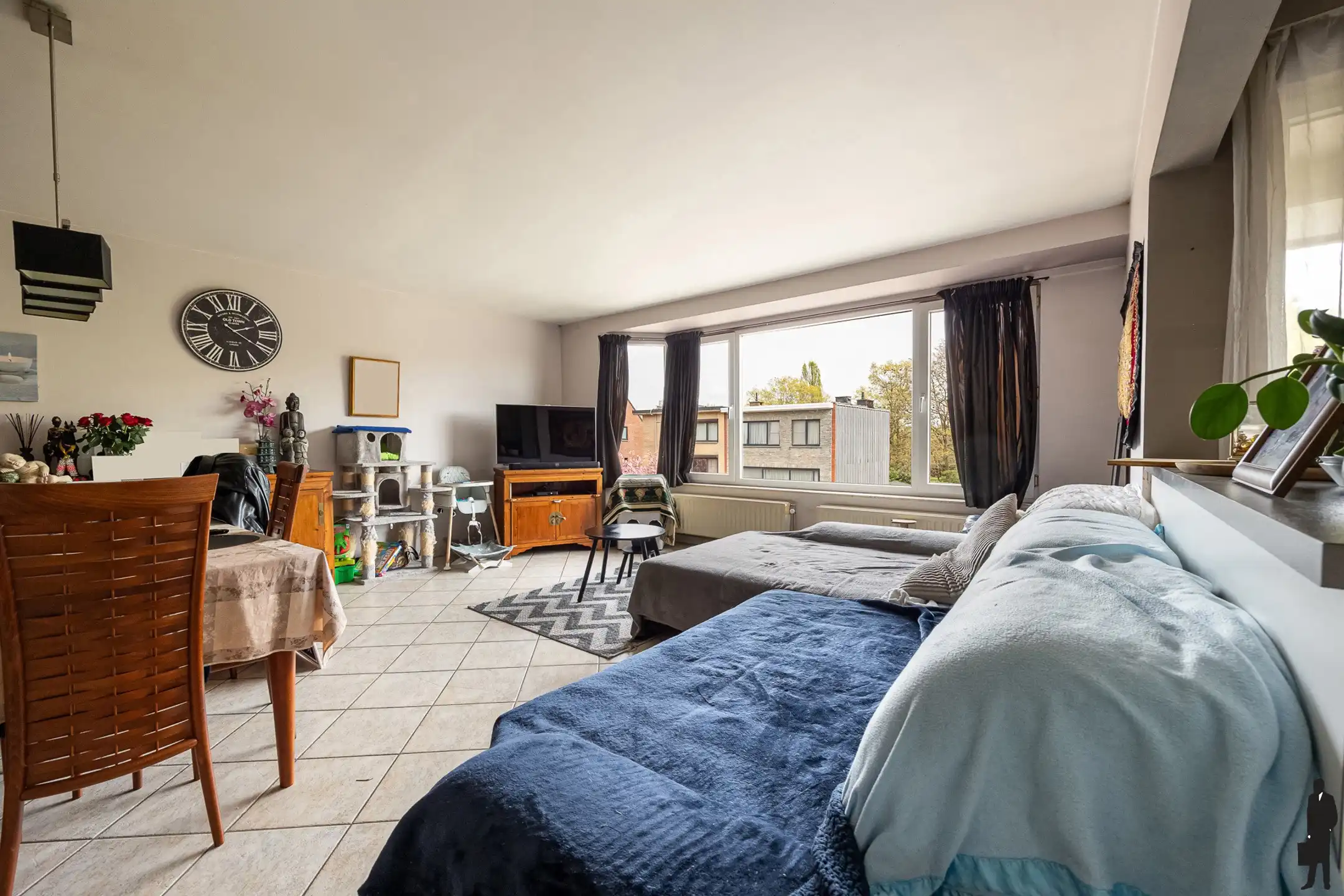 Ruim appartement met terras & garage te Burcht  foto 5