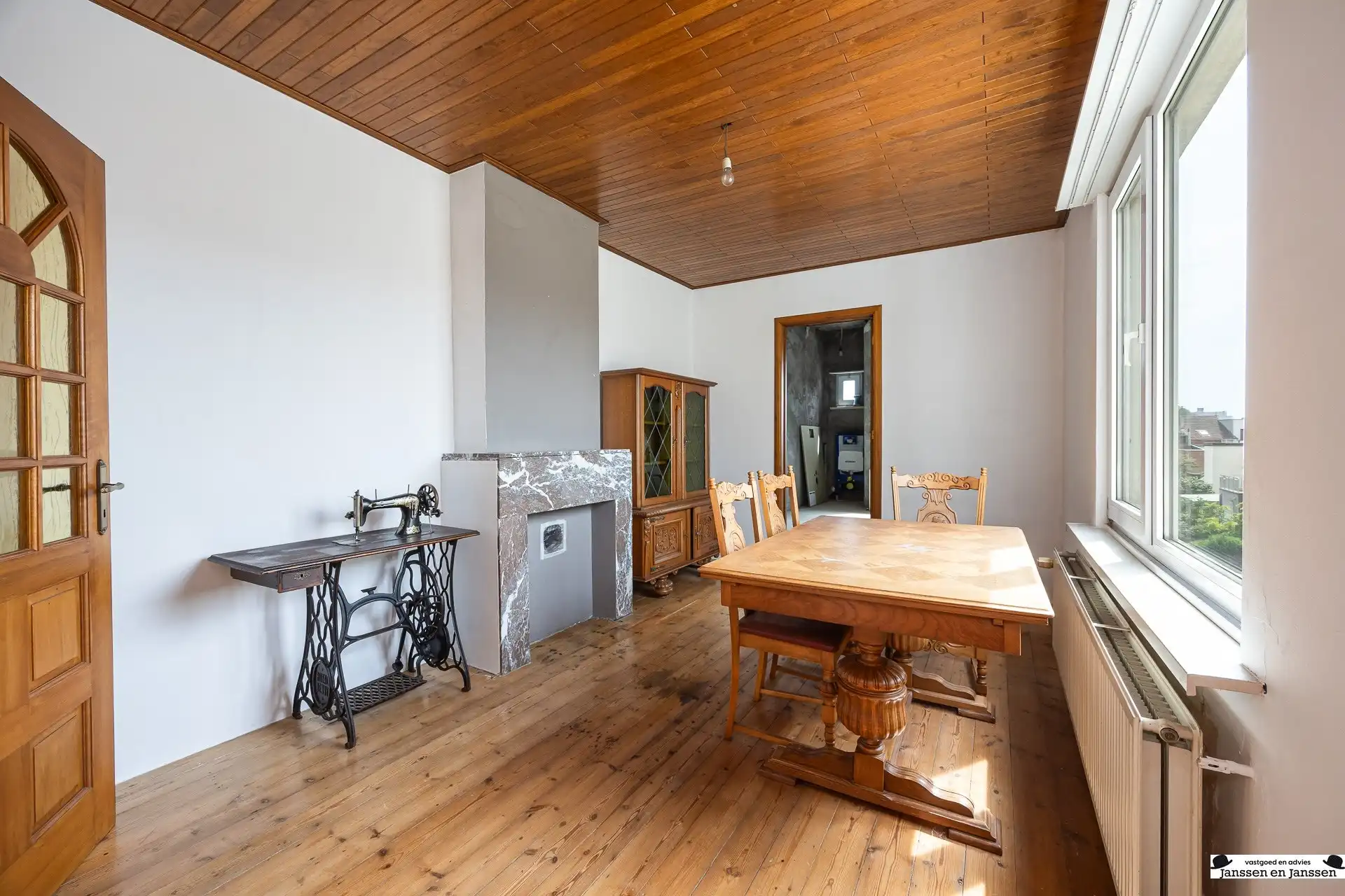 Te renoveren woning met 6à8 slaapkamers, garage en tuin! foto 16