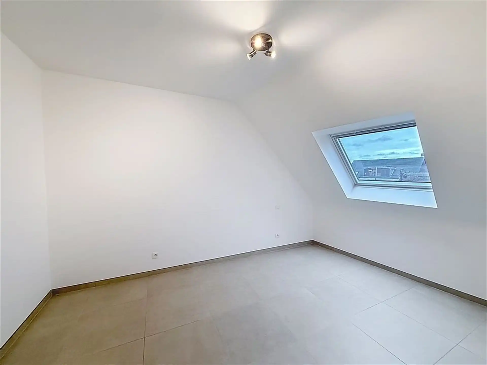 BEN-appartement (2022) met 2 slpks, terras en staanplaats foto 17