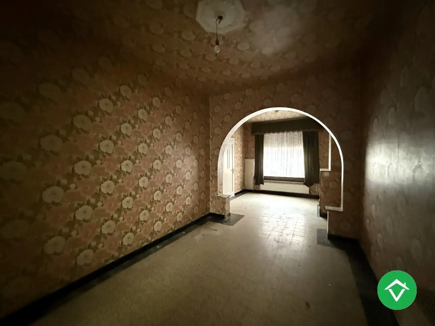 Rijwoning met 3 slaapkamers en tuin op centrale ligging te Roeselare foto 5