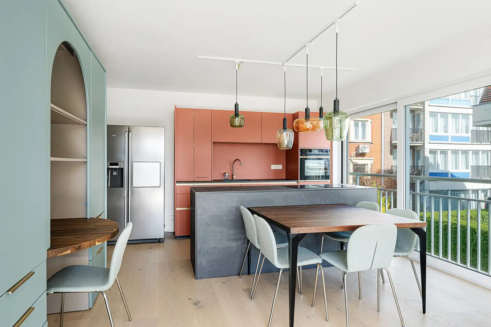 Appartement met twee slaapkamers, volledig gerenoveerd, op wandelafstand van het strand van Duinbergen. foto 17