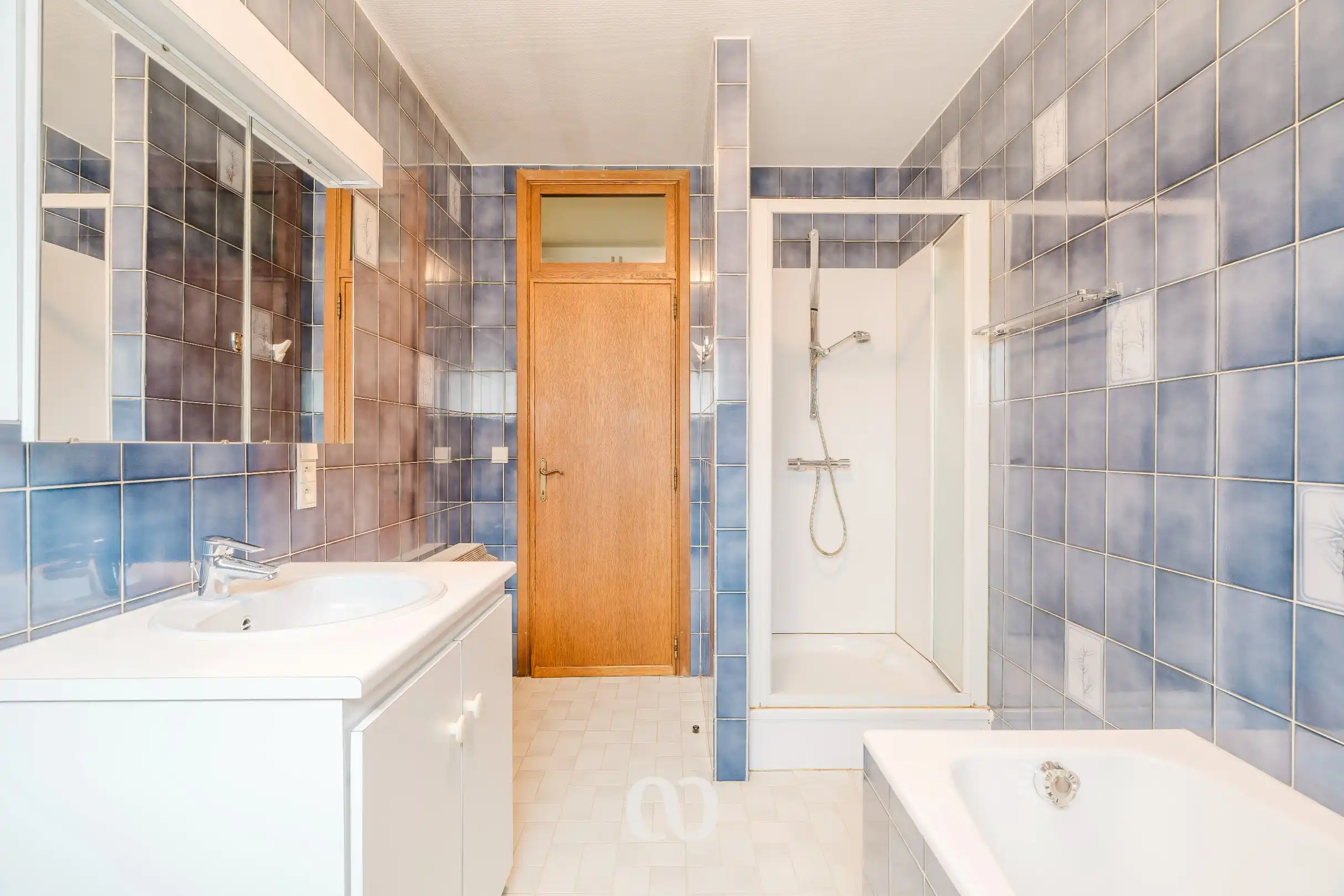 Zeer ruime woning met uitbreidingsmogelijkheden in rustige woonwijk te Kruisem foto 10