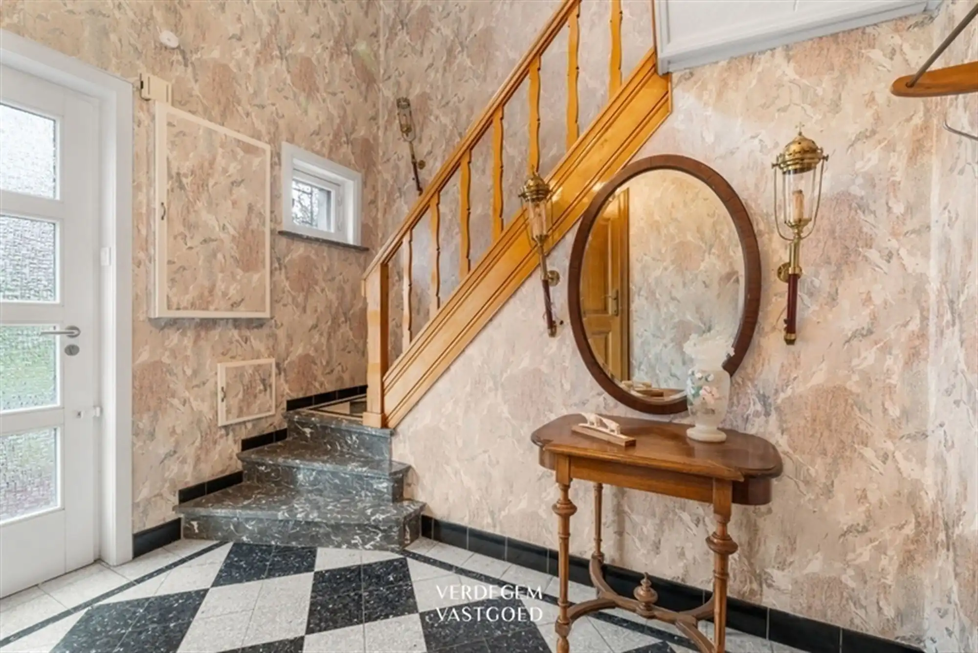 Woning met karakter en tuin van 1.594m² aan de mooie Moervaart foto 4