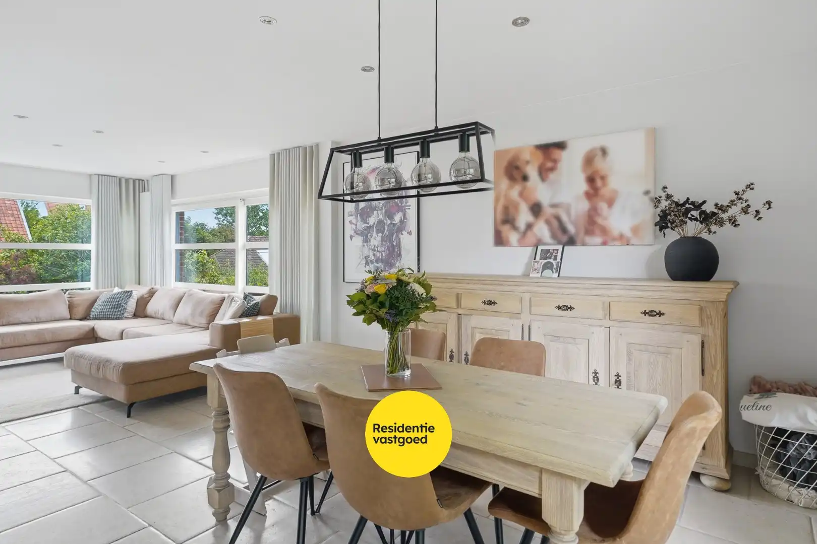 Duplex-appartement van 165 m² met garage, carport en zonnig terras in de Vicognewijk foto 6