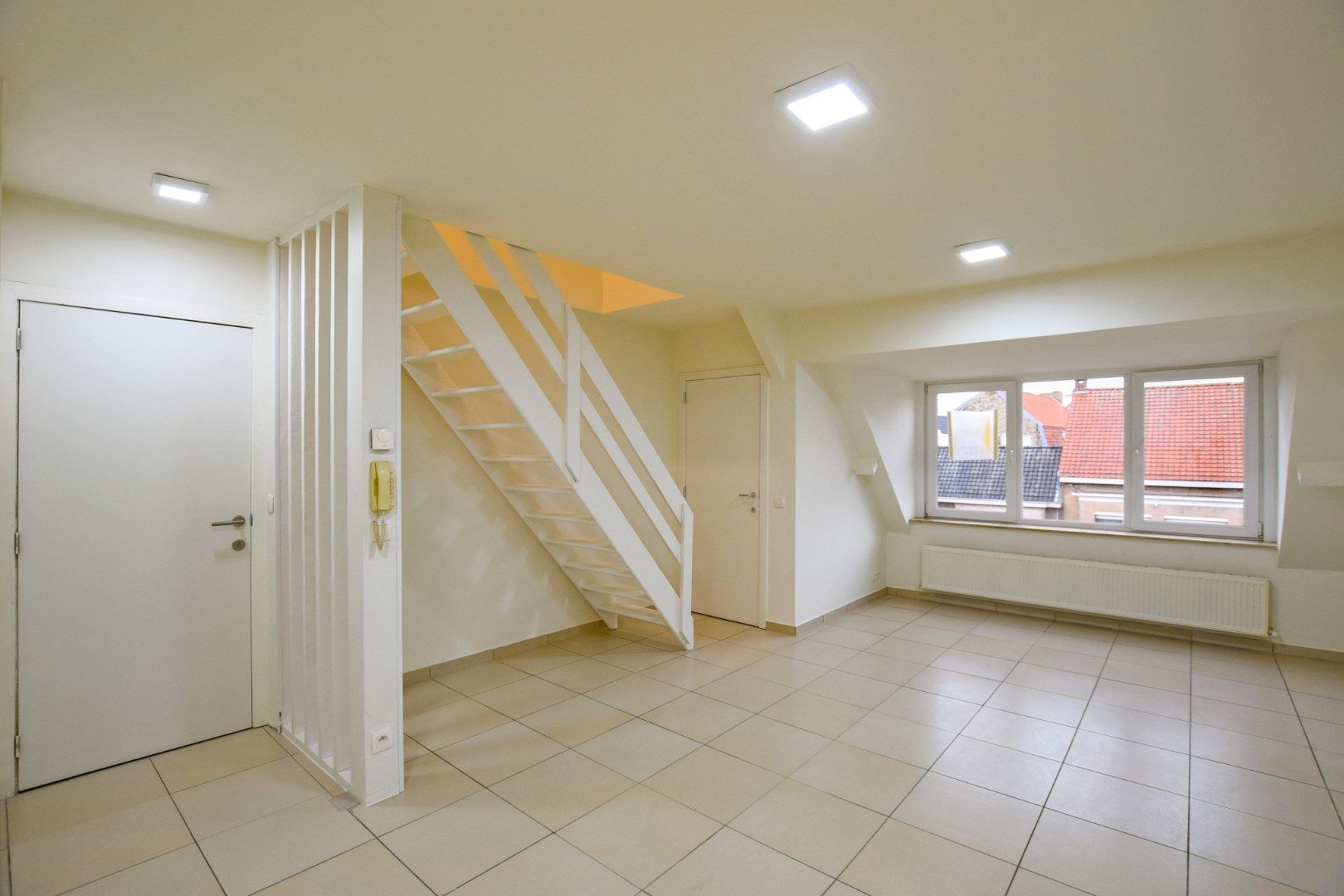 Goed gelegen duplexappartement te Nieuwpoort, gelegen vlakbij het stadspark en de visserskaai.  foto 11