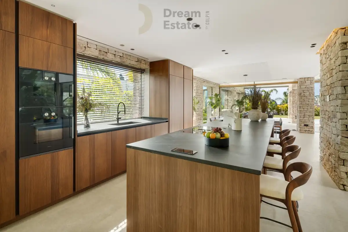 Schitterende villa op wandelafstand van Puerto Banús, Marbella foto 9