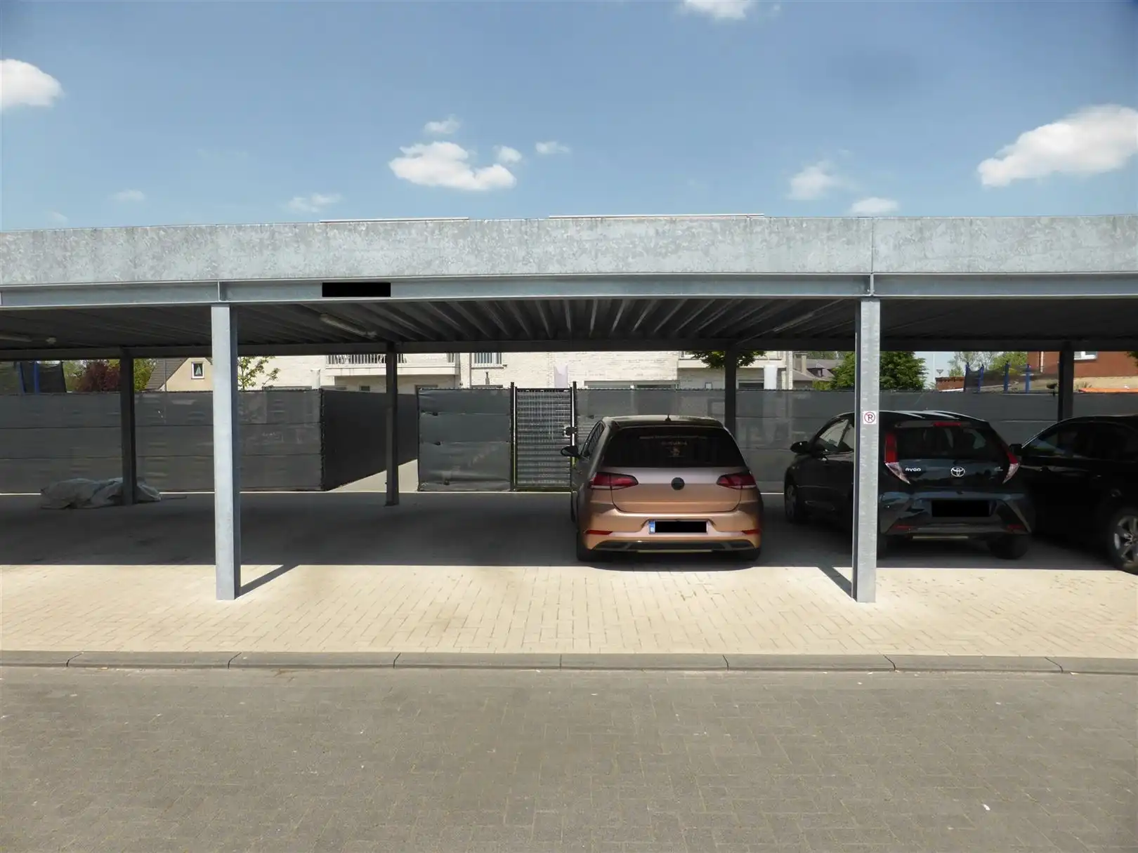 Recent, energiezuinig appartement met staanplaats foto 7