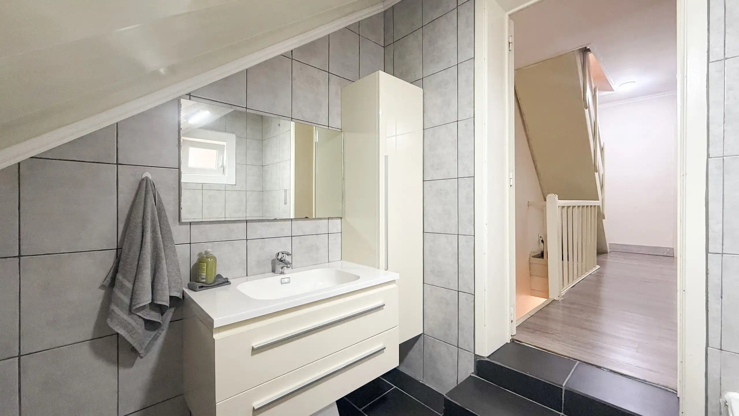 Charmante woning met 4 slpks in het hartje van Heusden! foto 34
