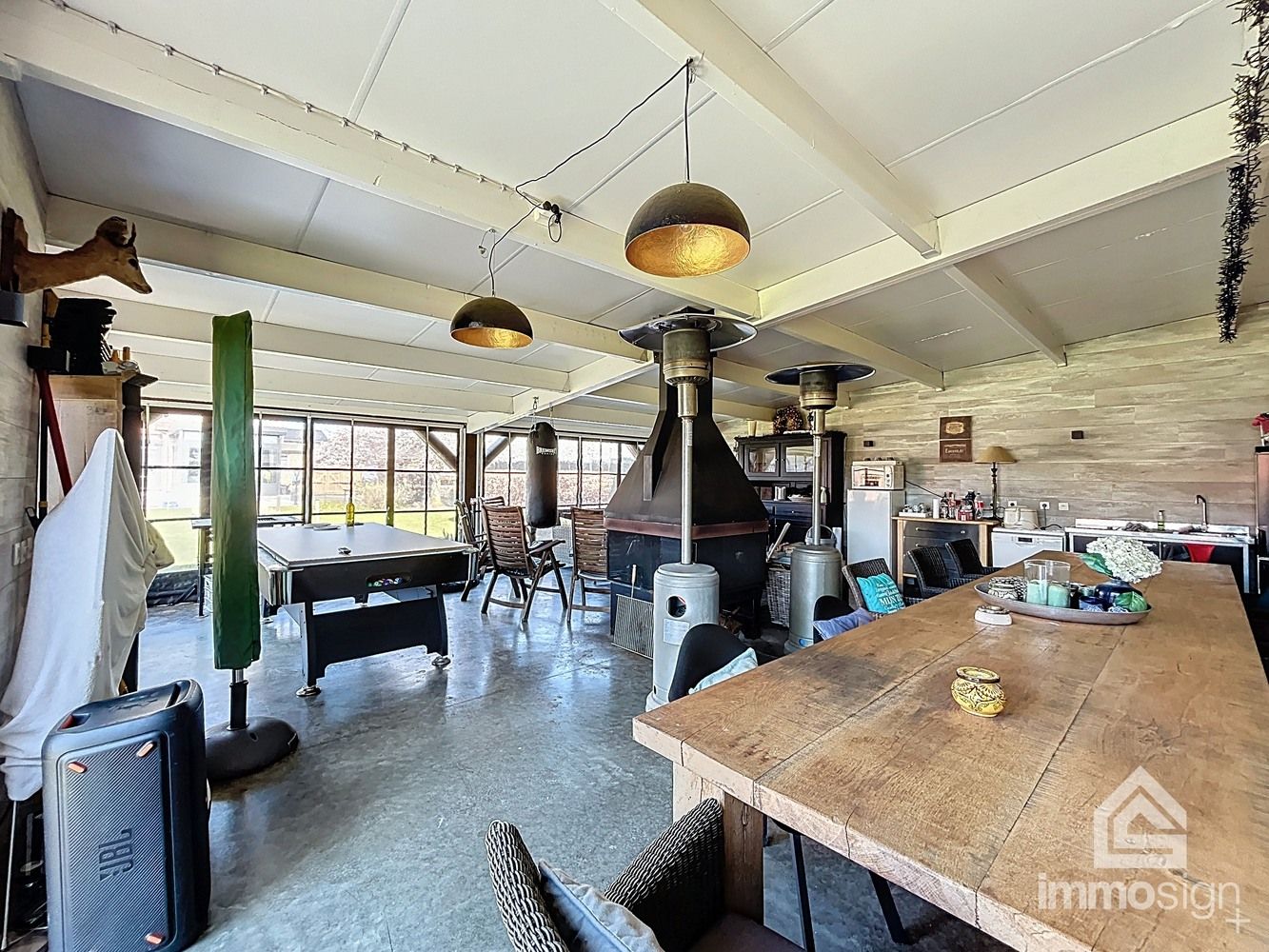 Exclusieve woning voorzien van dubbele garage en bedrijfshal op de Nederlandse grens foto 50