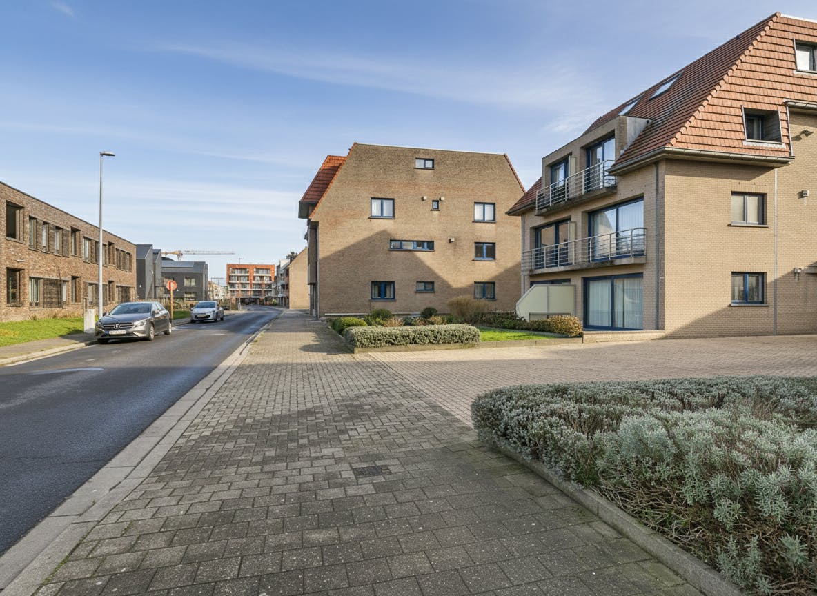 Gesloten garagebox te koop Duinenweg te Middelkerke! foto 6