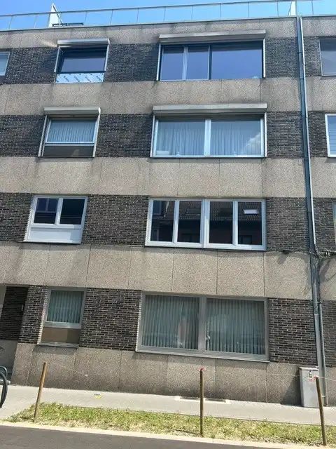 Moderne 3 slaapkamerappartement te huur aan de Theresiastraat in Hasselt - Recent gerenoveerd met garage en ideale ligging! foto 29