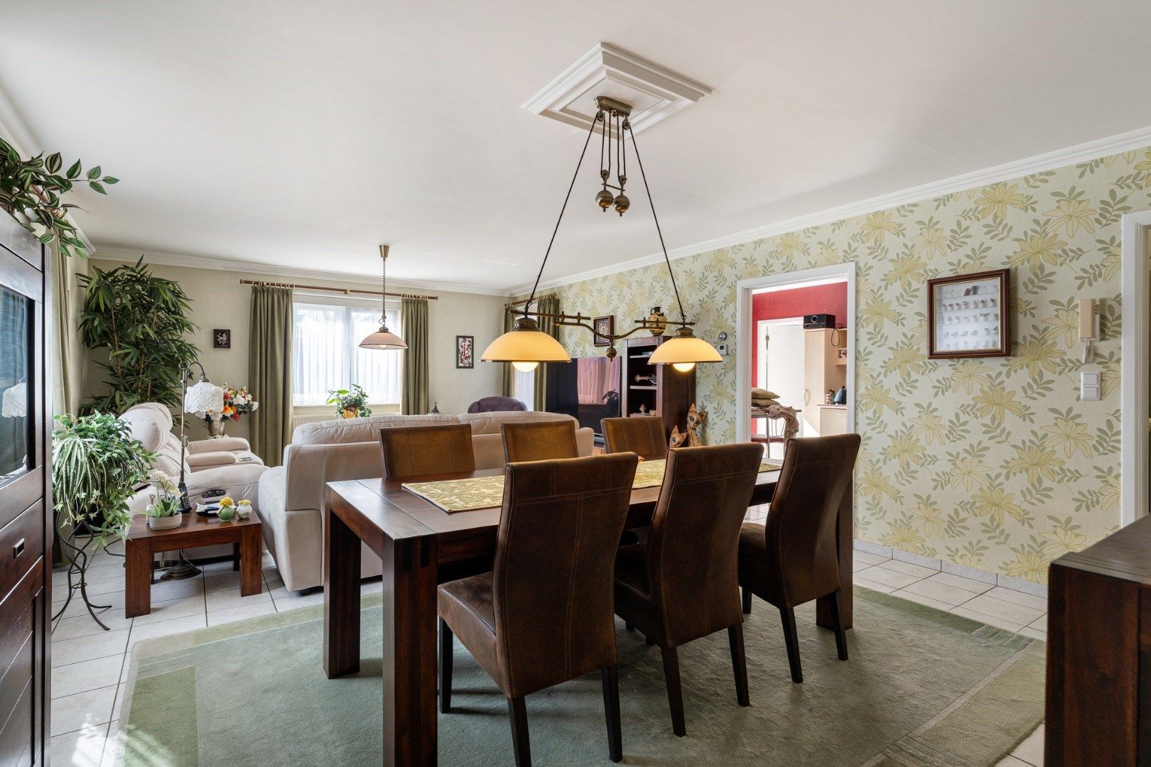 Verzorgd gelijkvloers appartement met 2 slaapkamers, ruim terras, garage en berging foto 8