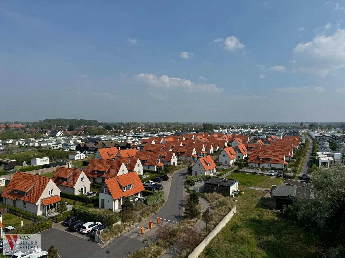 Exclusief appartement met zicht op duinen en zee foto 16