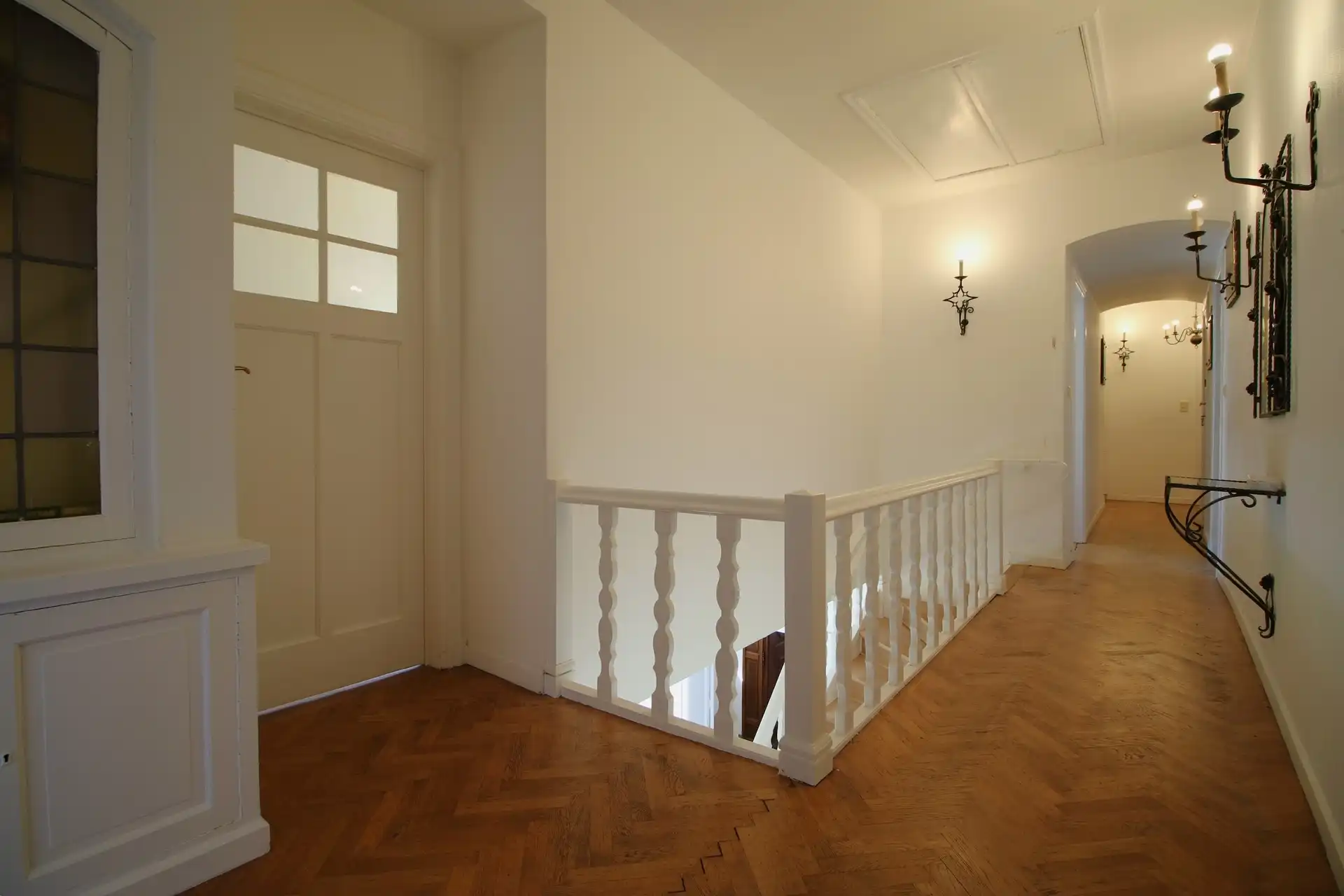 Karaktervol landhuis op uitzonderlijk perceel foto 11