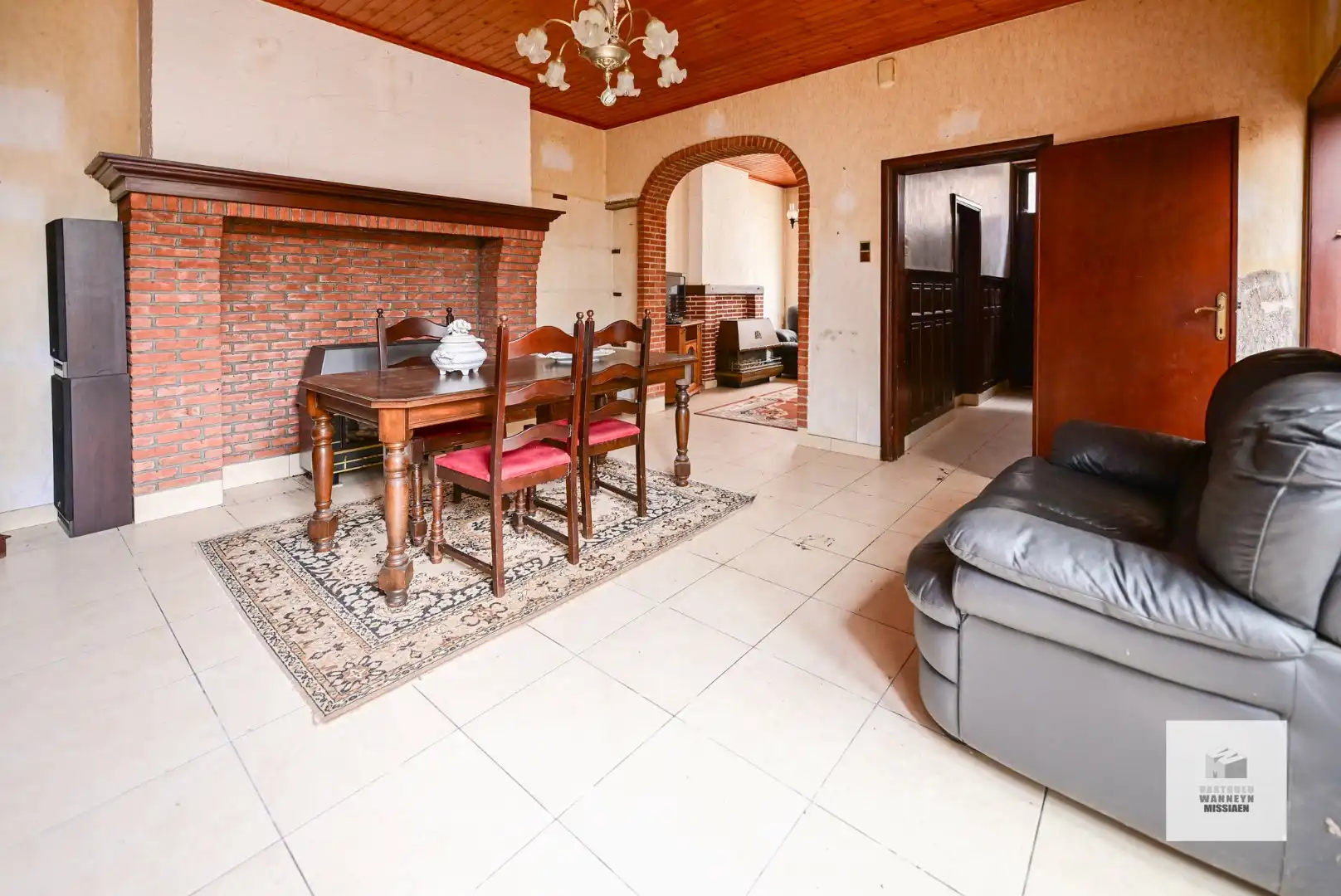 Te renoveren woning met garage centrum Oedelem foto 2