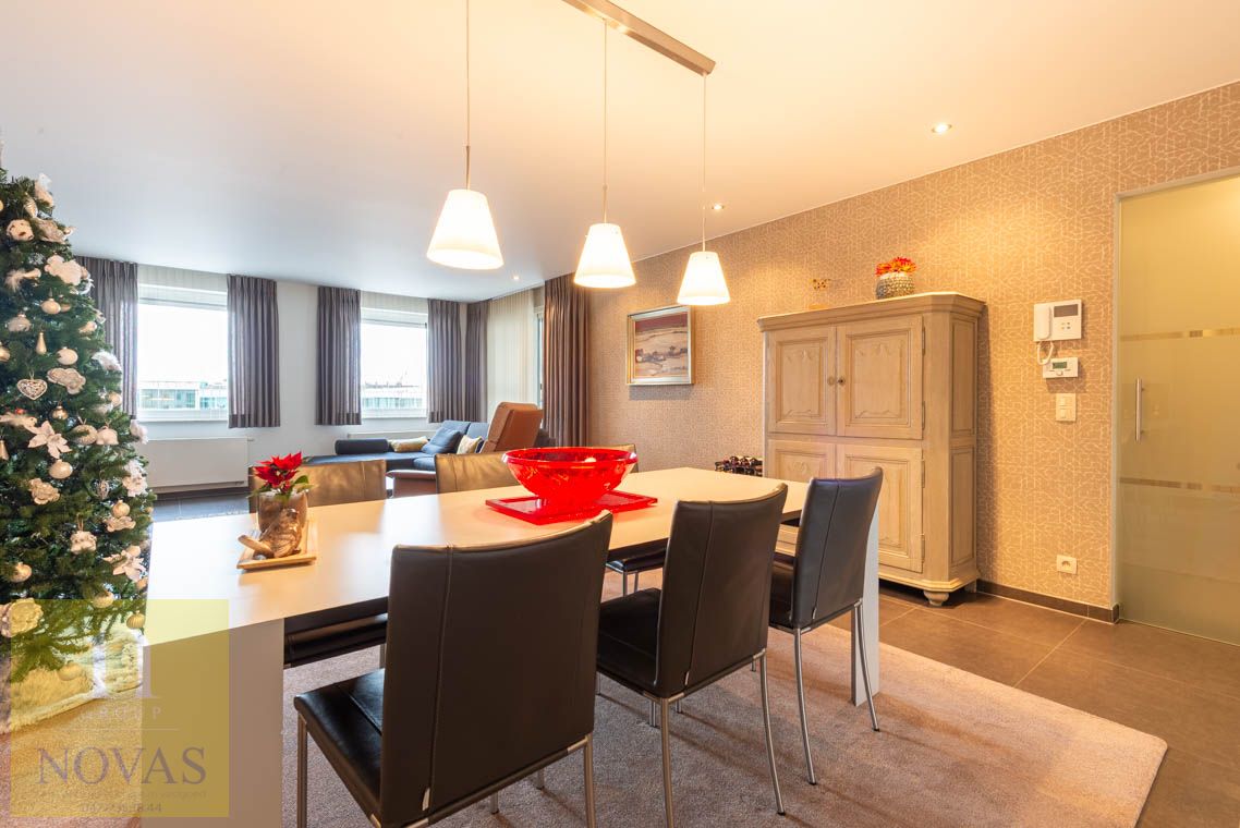 Toplocatie in Lommel, 2 slaapkamers, 33m² over 2 terrassen, heel luxueus foto 4