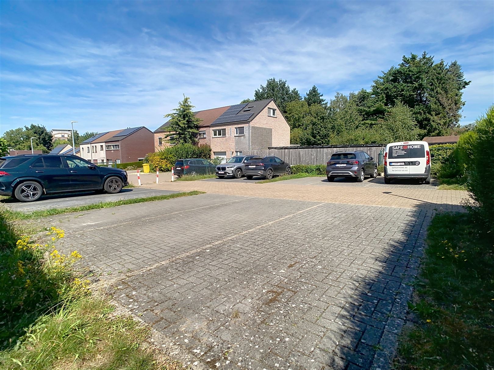 Ruim duplex app met terras, 3 slpks, parkeerplaats foto 4