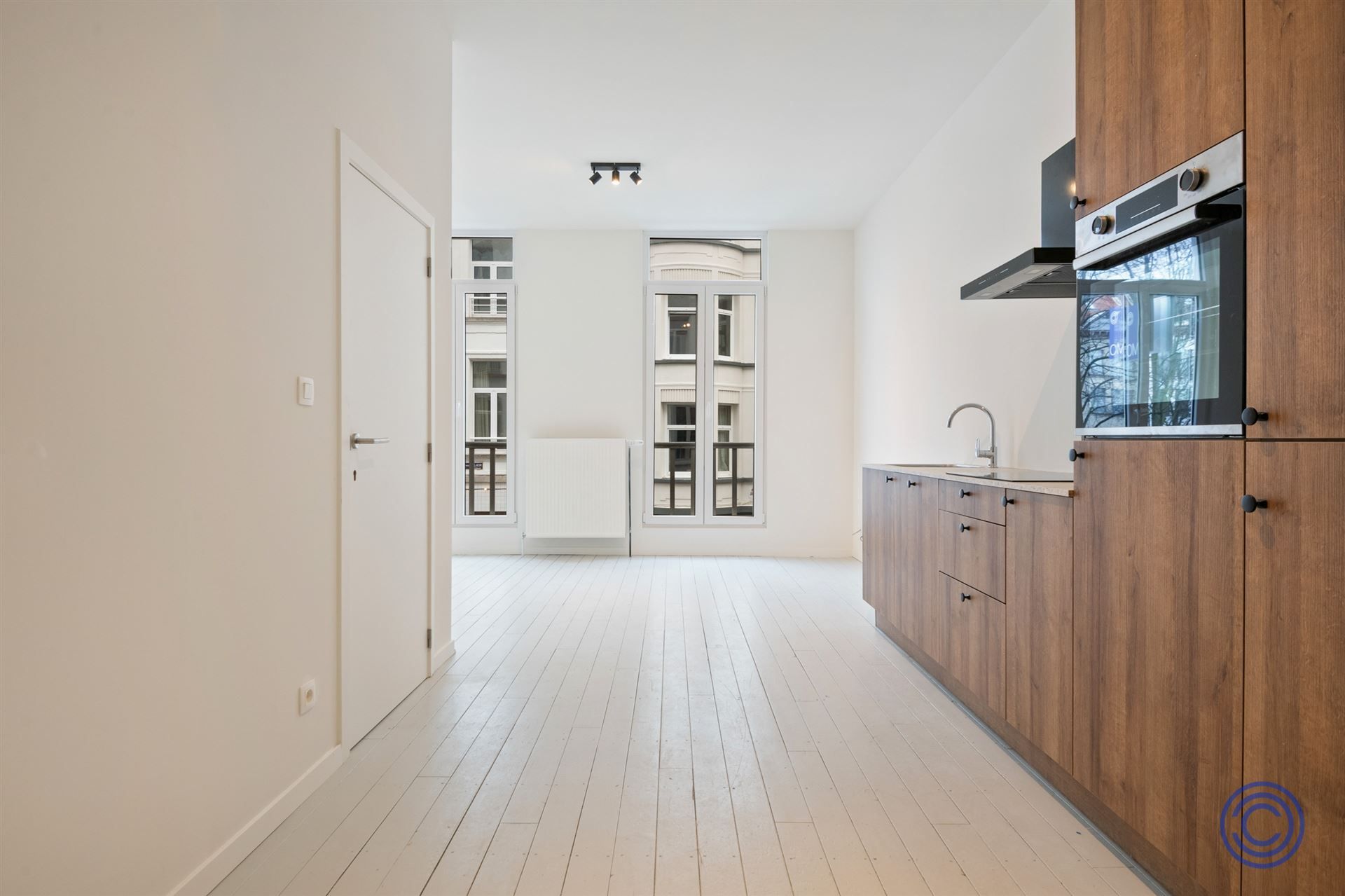 Gerenoveerde studio in Sint-Andrieswijk! foto 2