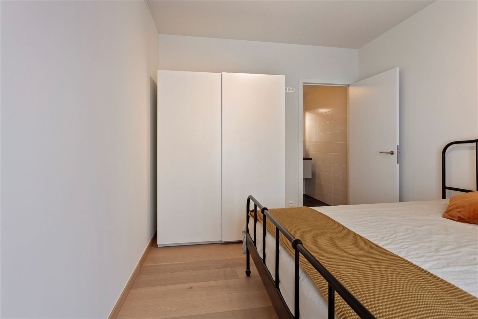 Recent en modern 1 slaapkamer appartement op goede locatie foto 10