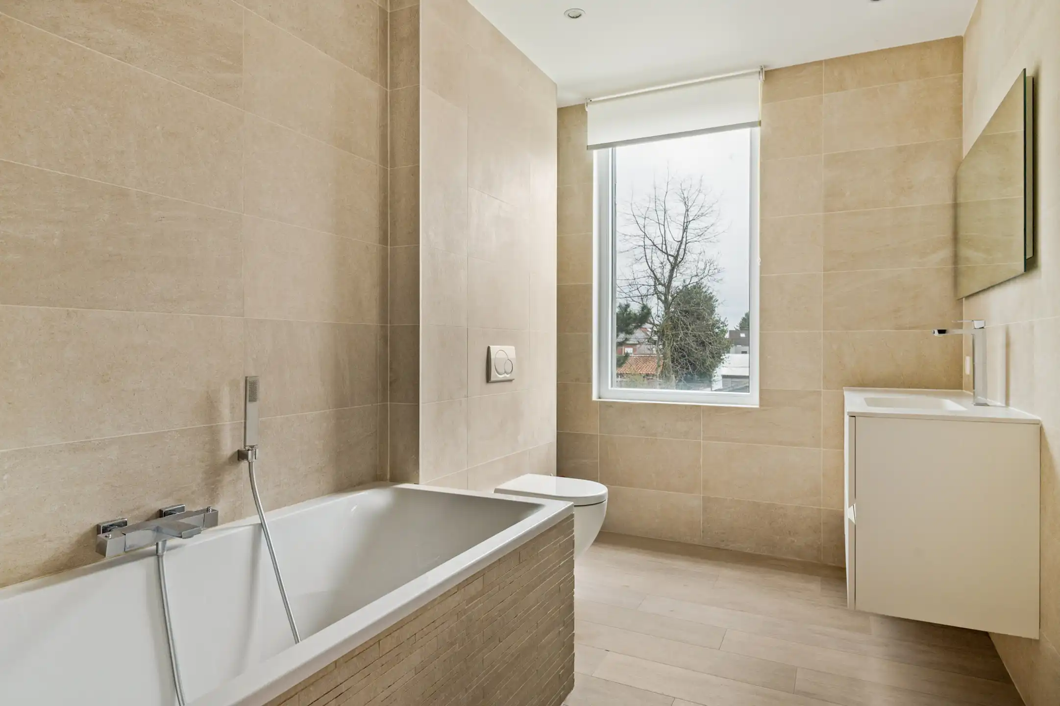 Knap gerenoveerde woning met zonninge tuin nabij het centrum foto 8