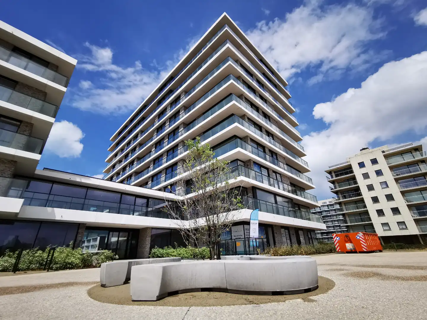 Stijlvolle assistentieflat met zicht op zee en duinen te koop! foto 2