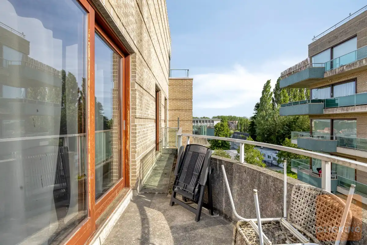 Stijlvol appartement met 2 slaapkamers en parkeerplaats foto 13