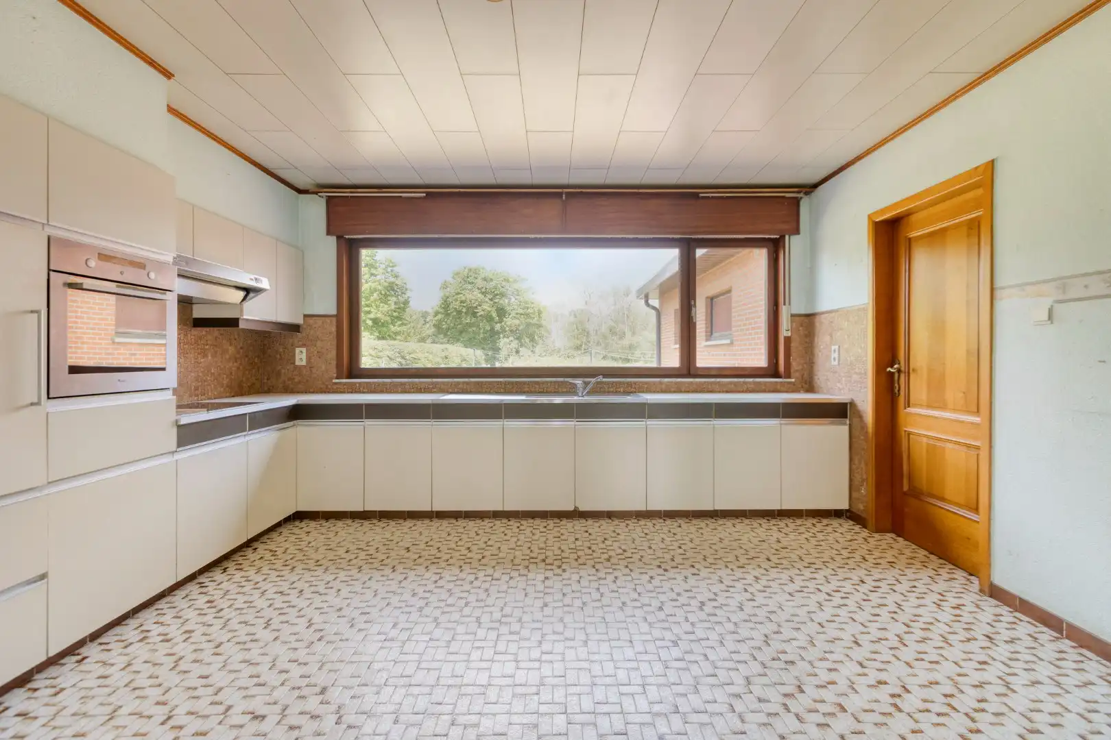 Te renoveren woning met 4 slpks, rustig gelegen in Hulsen op 3.675 m² !  foto 8