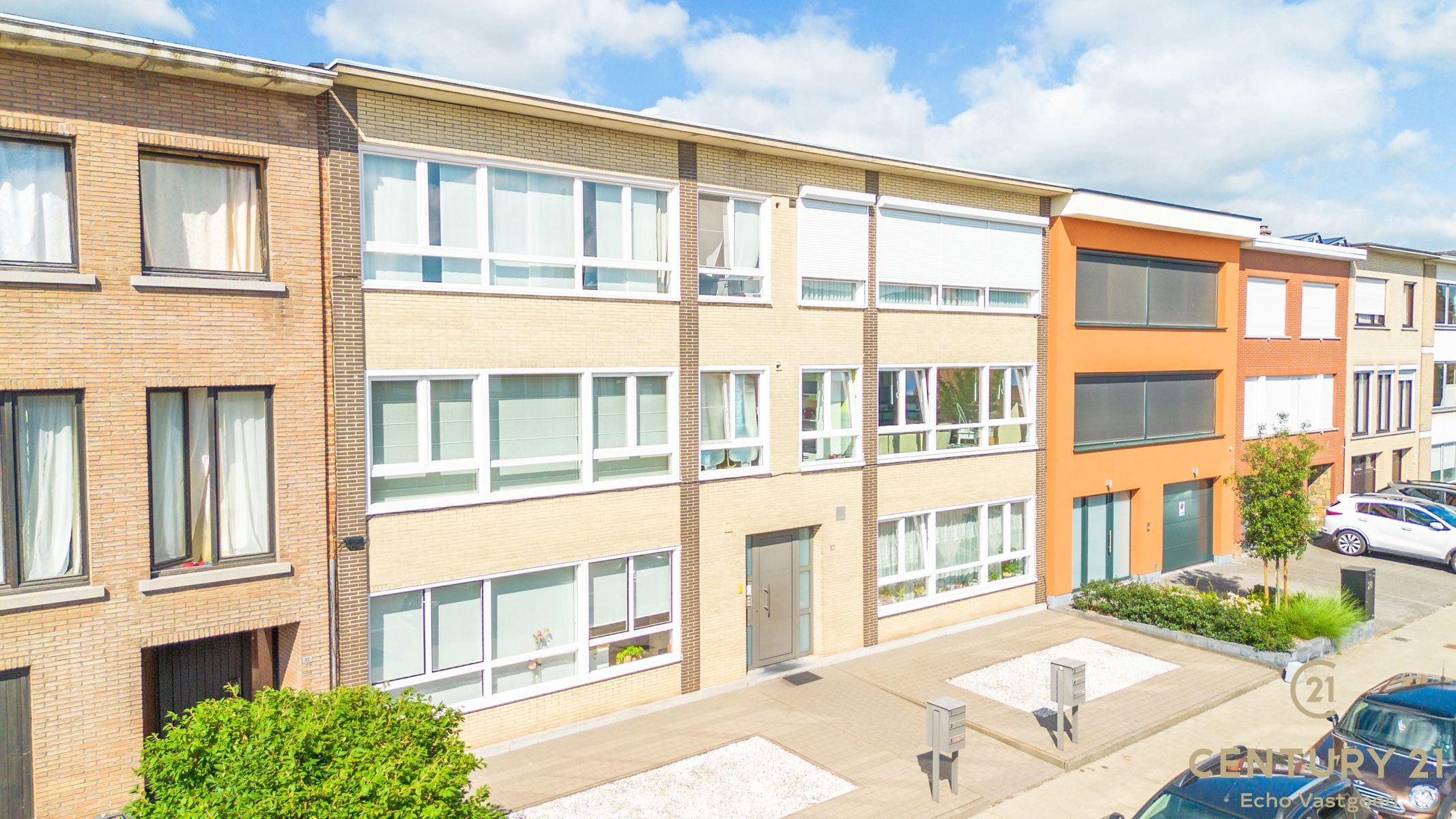 Rustig gelegen 2 slaapkamer appartement met gem. tuin foto 13