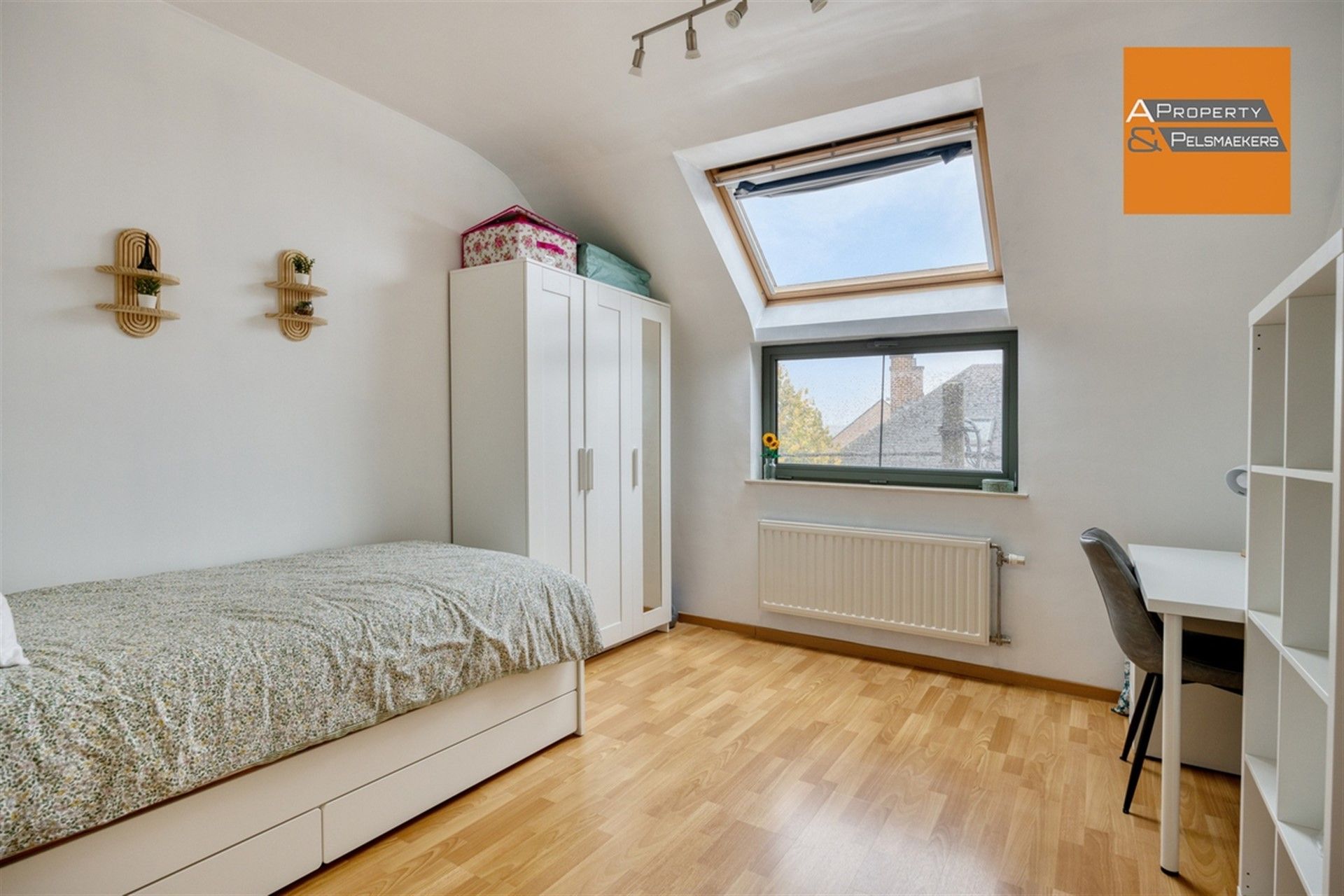 Duplex met 3 slaapkamers, terras en garagebox foto 12