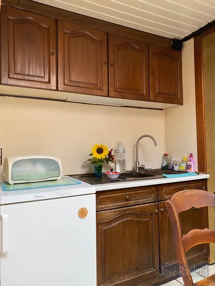 Uitstekend gelegen gezinswoning met aangename stadstuin foto 9