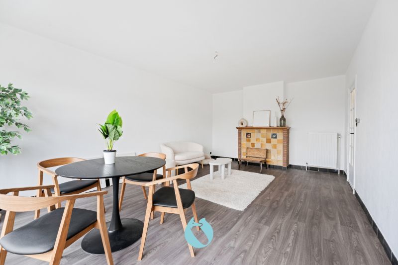 Appartement met 2 slaapkamers, terras en gemeenschappelijke tuin foto {{pictureIndex}}