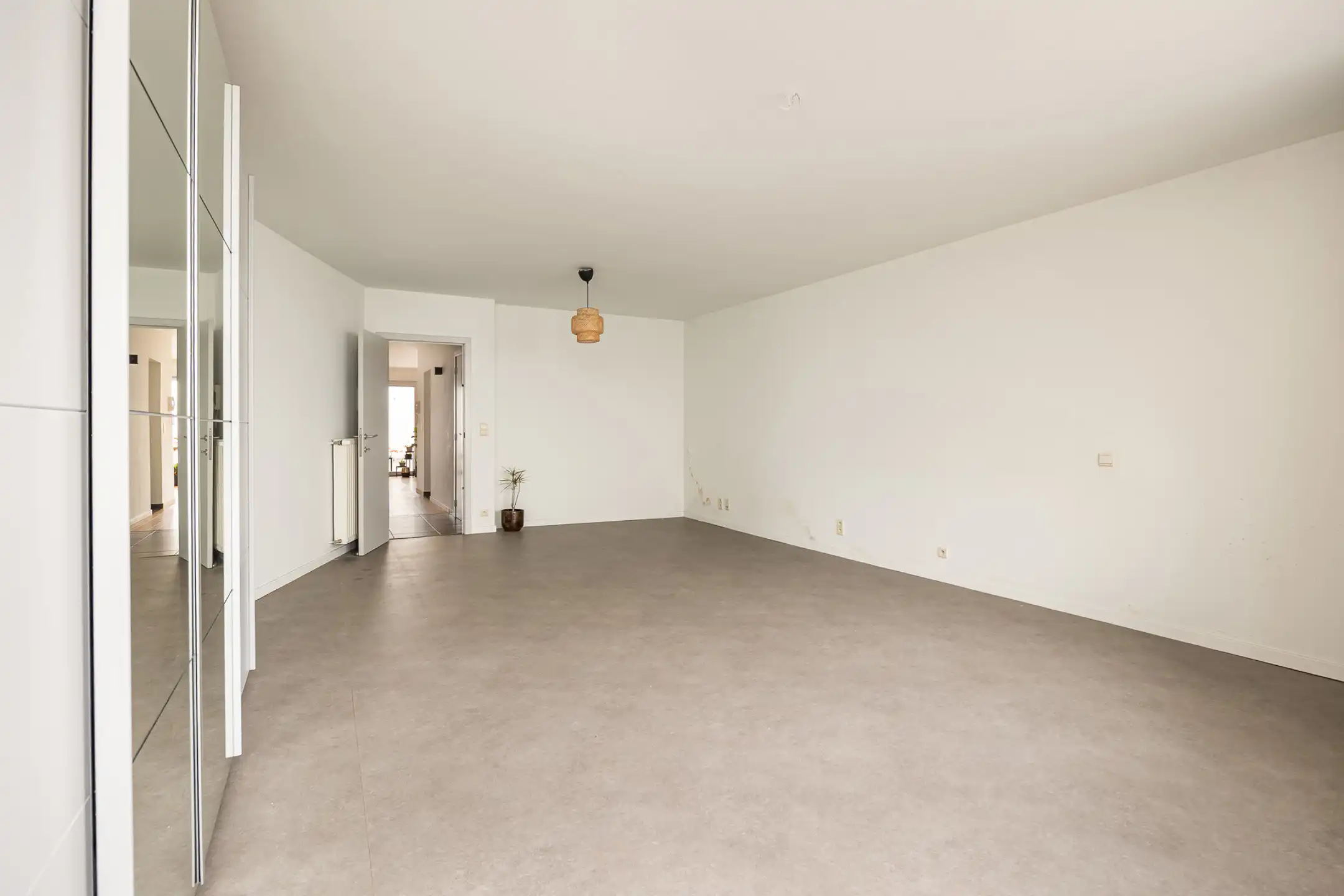 Gelijkvloers appartement met uniek terras op toplocatie foto 10