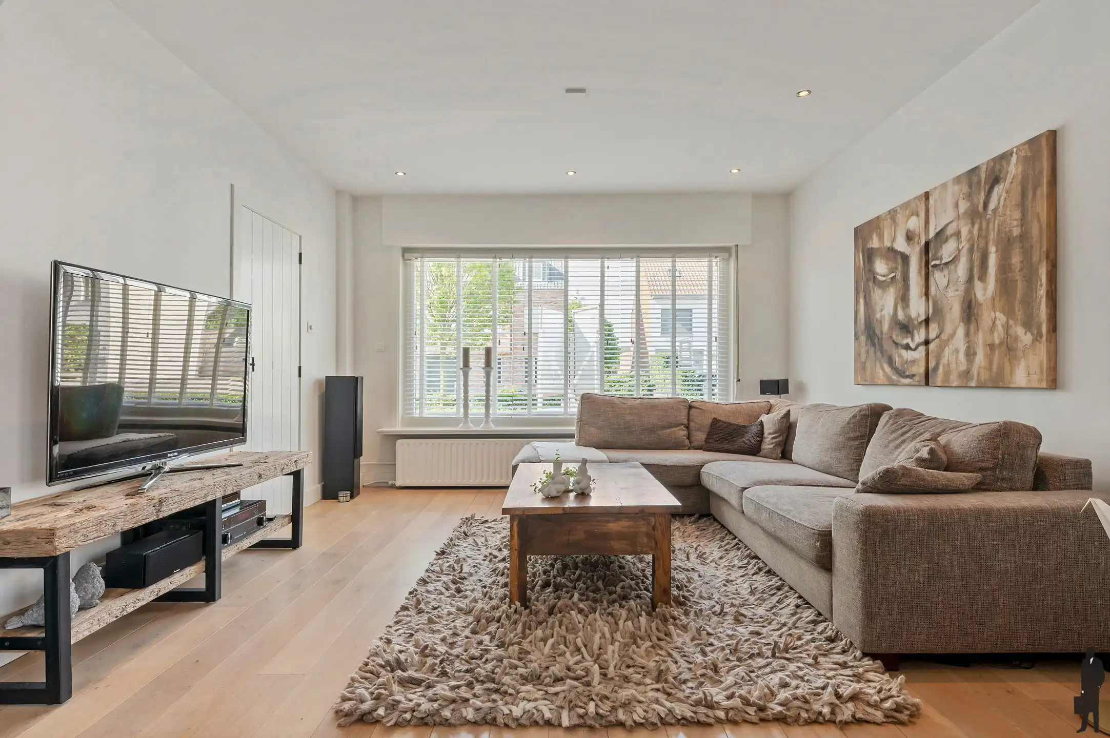 NIEUWE VOORWAARDEN! Tijdloze, vrijstaande woning met 4 slpk. gelegen in het centrum van Wortel - Hoogstraten. foto 14